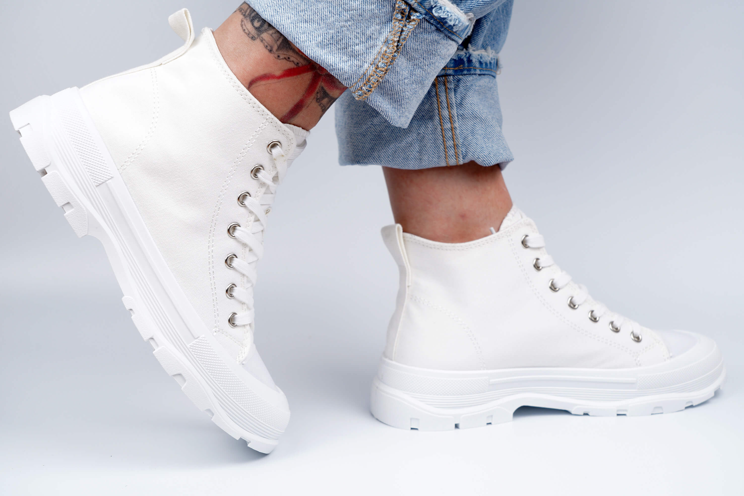 Witte sneakers hoog